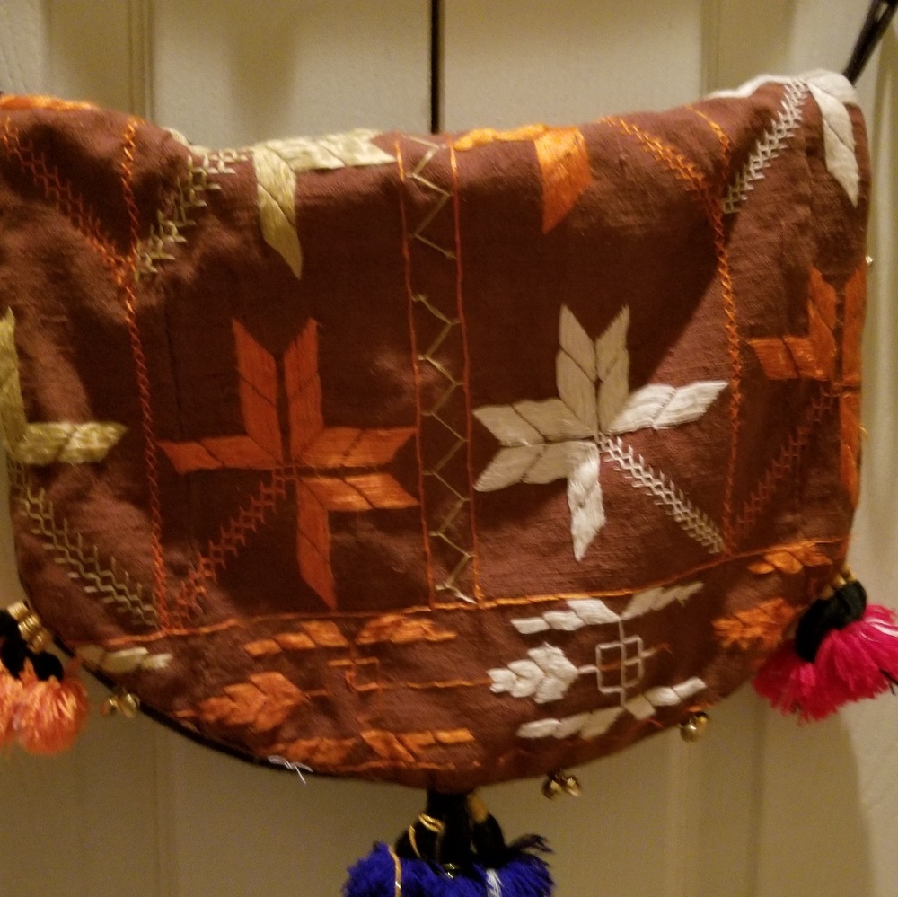 Boho -chic crossbody bag